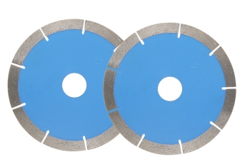 不同的金刚石切割片在性能上如何比较?