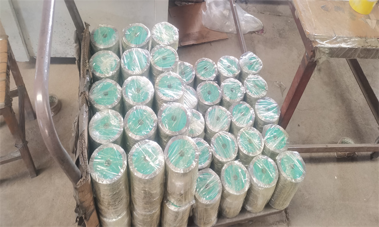 金刚石锯片——用金刚石锯片切石 金刚石锯片——用金刚石锯片切石